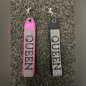 1pc Queen Rhinestone Wristlet Keychain (Black or Pink)